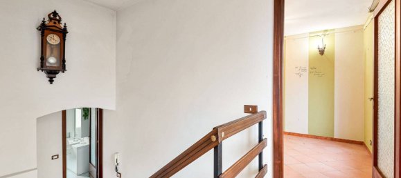 Villa de 4 dormitorios en Vezzano Ligure, Italy No. 152552 14