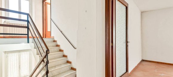 Villa de 4 dormitorios en Vezzano Ligure, Italy No. 152552 12