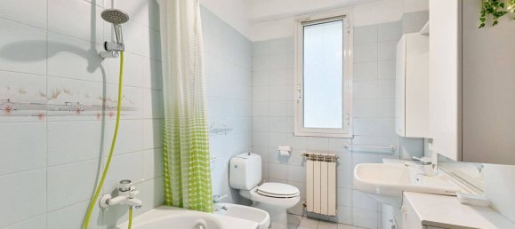 Villa de 4 dormitorios en Vezzano Ligure, Italy No. 152552 9