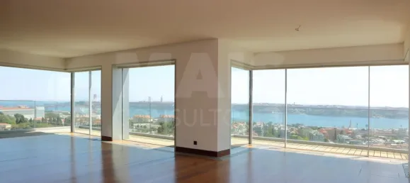 4 chambres Appartement à Lisbon, Portugal No. 80832 12