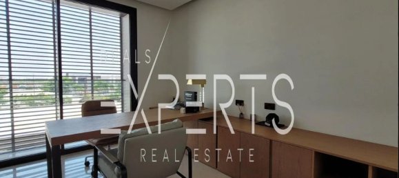 5 bedrooms Villa in Saadiyat Island, UAE No. 104862 4