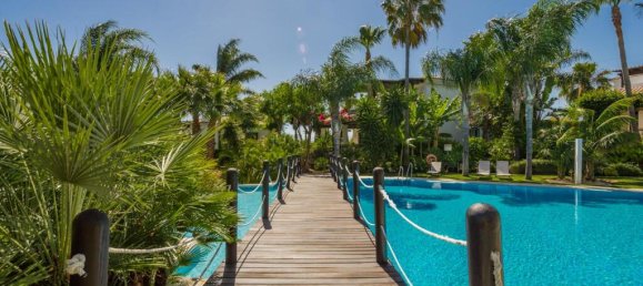 6 bedrooms Villa in Marbella, Spain No. 99433 28