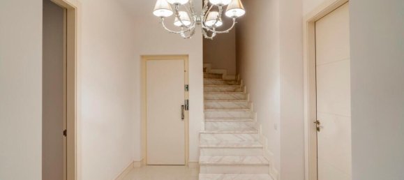 6 bedrooms Villa in Marbella, Spain No. 99433 15