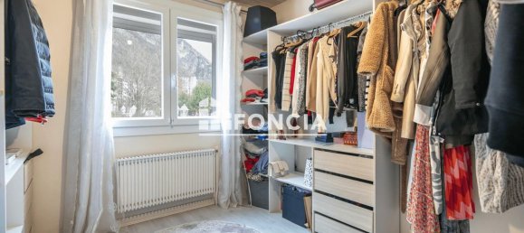 4 Schlafzimmer Haus in Voreppe, France, Nr. 268460 11