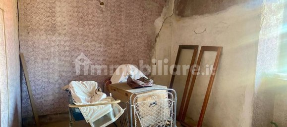 Casa de 3 dormitorios en Dogliani, Italy No. 140659 9