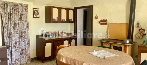 Casa de 3 dormitorios en Dogliani, Italy No. 140659 4