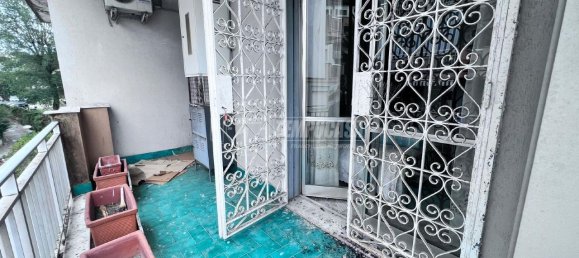 3 bedrooms Apartment in Naples, Italy No. 191951 23