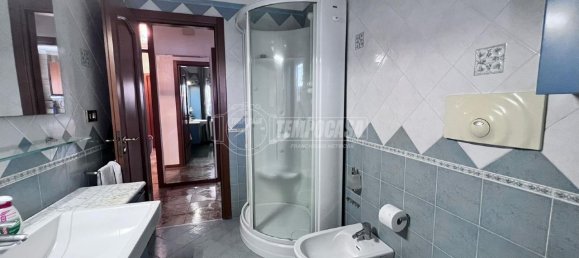 3 bedrooms Apartment in Naples, Italy No. 191951 20