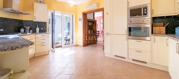 4 bedrooms Townhouse in Lagoa, Portugal No. 95098 7