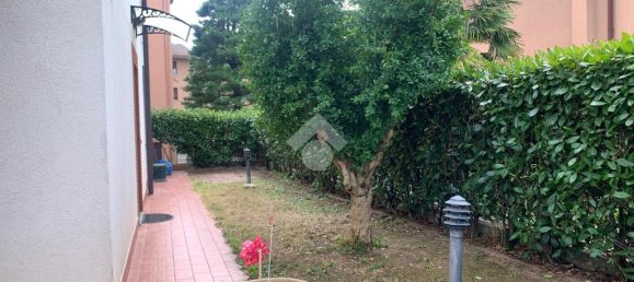 2 Schlafzimmer Villa in Ferno, Italy, Nr. 315688 4