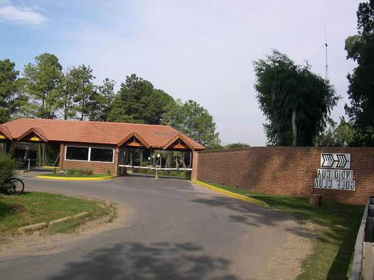 Terrain à Pilar, Argentina No. 117008