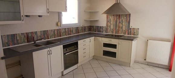 Дуплекс с 2 спальнями в Жассан-Рьотье, Франция № 343306 3