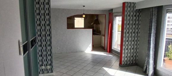 Дуплекс с 2 спальнями в Жассан-Рьотье, Франция № 343306 2