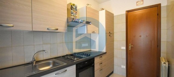 Apartamento de 3 habitaciónes en Rogno, Italy No. 40268 8