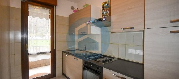 Apartamento de 3 habitaciónes en Rogno, Italy No. 40268 7