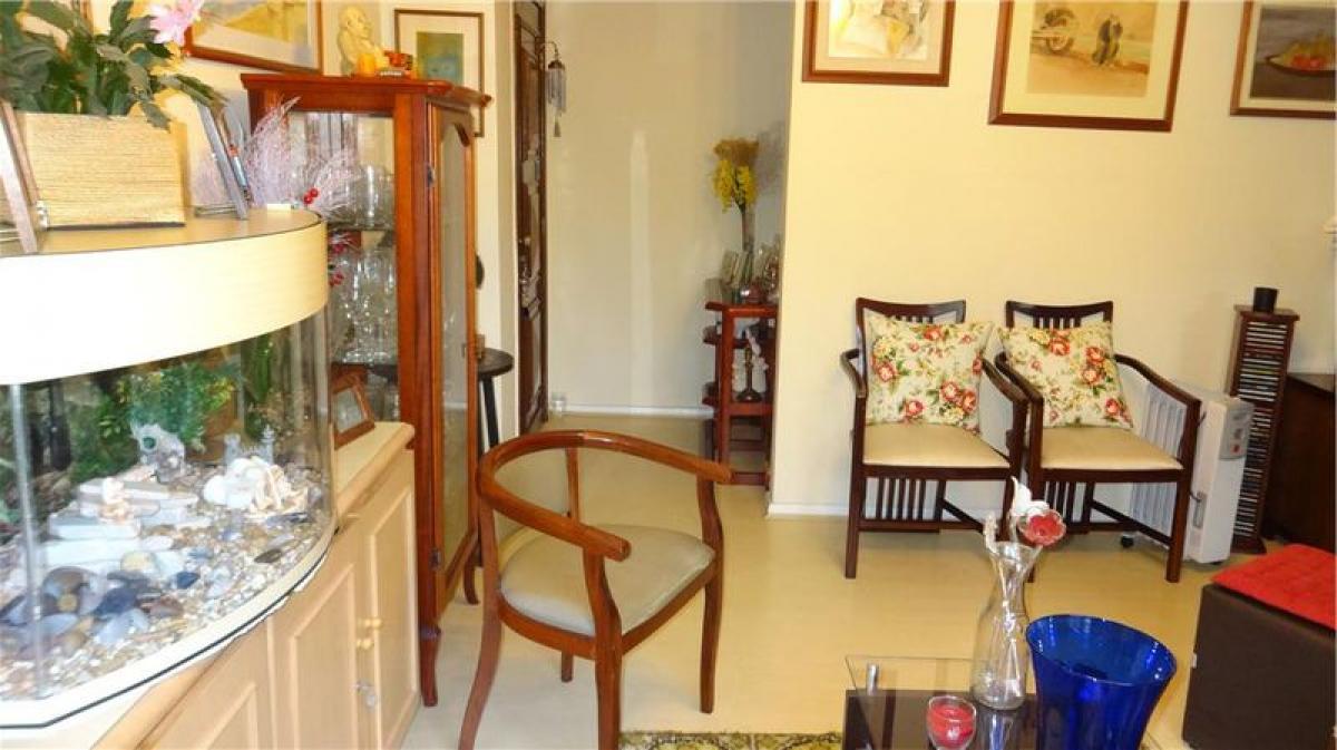 4 bedrooms Apartment in Curitiba, Brazil No. 442543