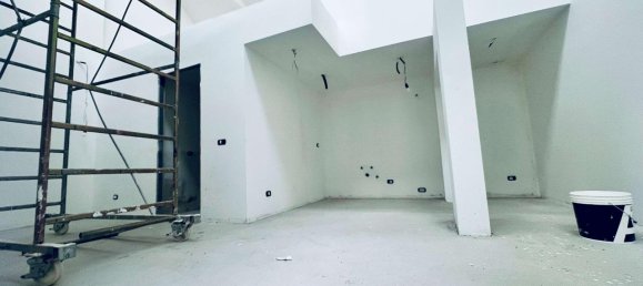 2 rooms House in Milan, Italy No. 242689 30