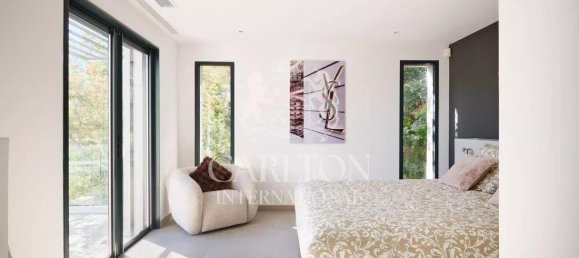 5 bedrooms Villa in Mandelieu-la-Napoule, France No. 294689 11