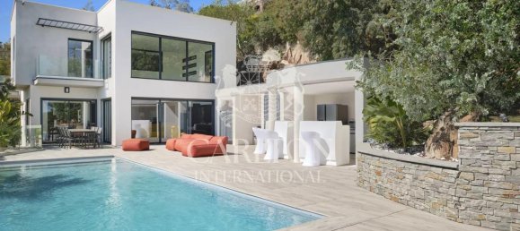 5 bedrooms Villa in Mandelieu-la-Napoule, France No. 294689 4