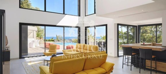 5 bedrooms Villa in Mandelieu-la-Napoule, France No. 294689 9