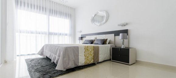 Villa T4 em San Miguel de Salinas, Spain N.º 6755 9