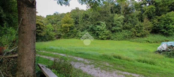 Apartamento T2 em Brescia, Italy N.º 381878 36