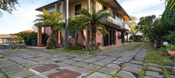 5 غرف نوم فيلا في Trecastagni, Italy رقم 76856 42