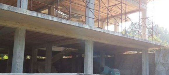 Дом с 9 комнатами в Фрозиноне, Италия № 256411 9