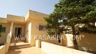 5 bedrooms House in Turis, Spain No. 70059