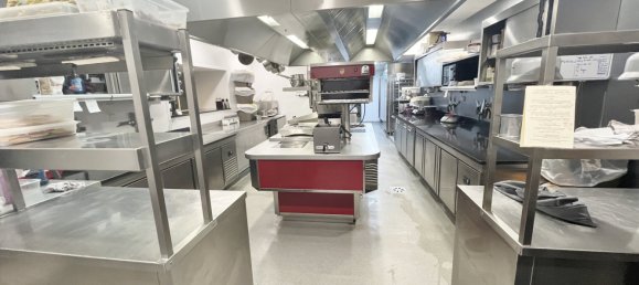 14 bedrooms House in Senonches, France No. 100454 7