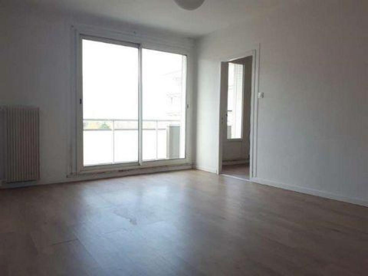 Кондоминиум  с 3 спальнями в Гренобль, Франция № 25324