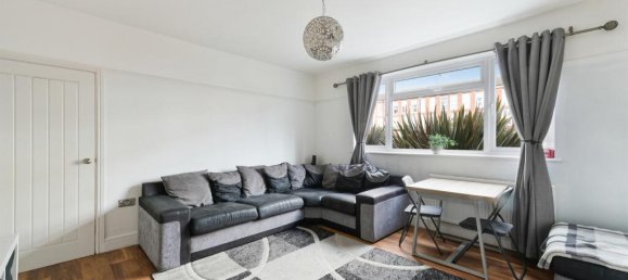 2 Schlafzimmer Maisonette-Wohnung in Feltham, United Kingdom, Nr. 9817 5