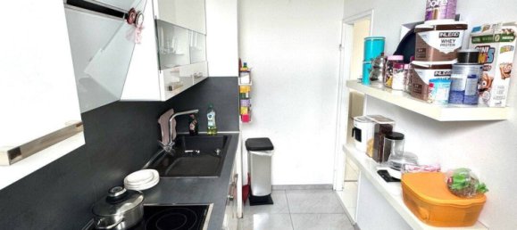 Квартира с 3 спальнями в Нойс, Германия № 289936 11