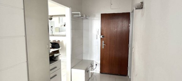 Квартира с 3 спальнями в Нойс, Германия № 289936 8