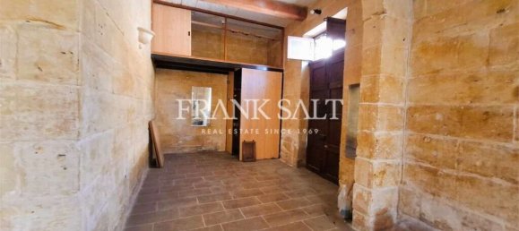  Shop in Zabbar, Malta No. 13644 3