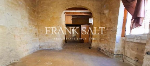  Shop in Zabbar, Malta No. 13644 4