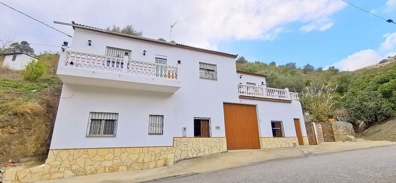 Casa de 5 dormitorios en Canillas de Aceituno, Spain No. 228560