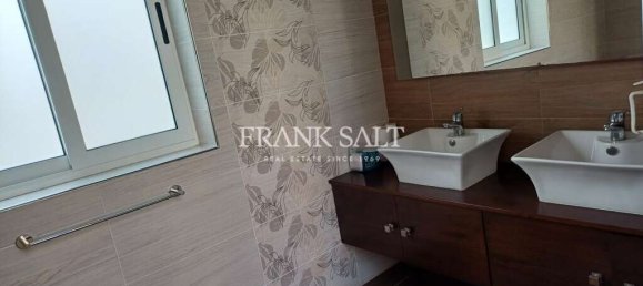 Moradia em banda T5 em Mosta, Malta N.º 2365 16