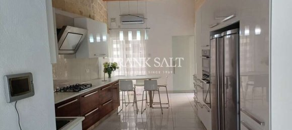 Moradia em banda T5 em Mosta, Malta N.º 2365 2