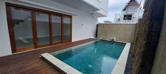 3 bedrooms Villa in Kuta, Indonesia No. 1525 3