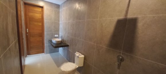 3 bedrooms Villa in Kuta, Indonesia No. 1525 12