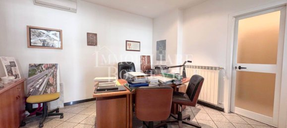 Склад с 3 комнатами в Кадораго, Италия № 305851 7