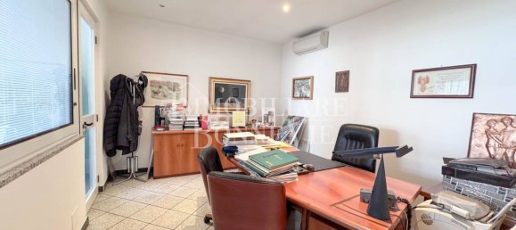 Склад с 3 комнатами в Кадораго, Италия № 305851 6