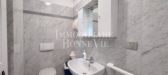 Склад с 3 комнатами в Кадораго, Италия № 305851 8