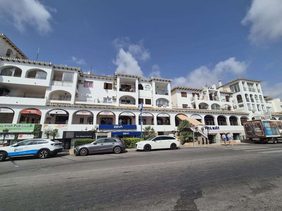 2 bedrooms Apartment in Alicante, Spain No. 183115