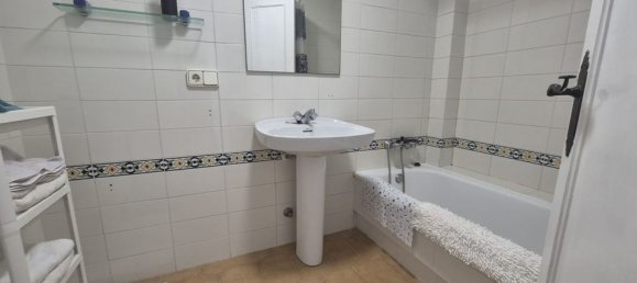 2 bedrooms Apartment in Alicante, Spain No. 183115 8