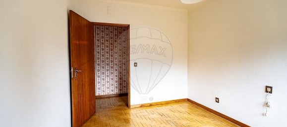 Casa de 4 dormitorios en Miranda do Corvo, Portugal No. 24671 25