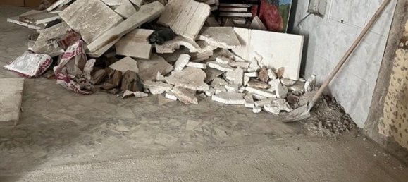 35m² Garage in Castellammare di Stabia, Italy No. 85444 3