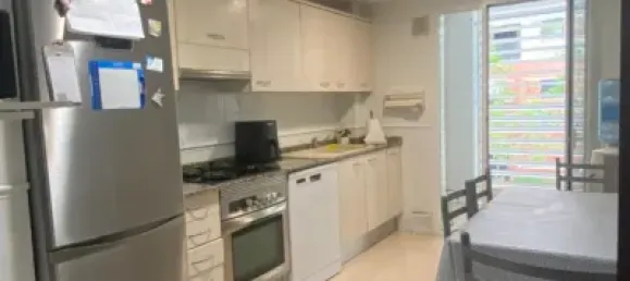 Apartamento de 3 dormitorios en Paterna, Spain No. 133711 5