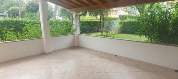 5 chambres Villa à Forte dei Marmi, Italy No. 210930 5